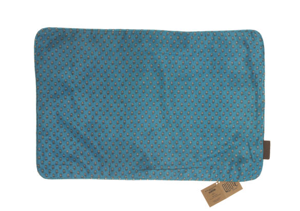 Unikt Silke pudebetræk 60x40 cm i petrolblå med farverigt gyldent prikmønster i etnisk boho stil som sari pude og indisk pudebetræk