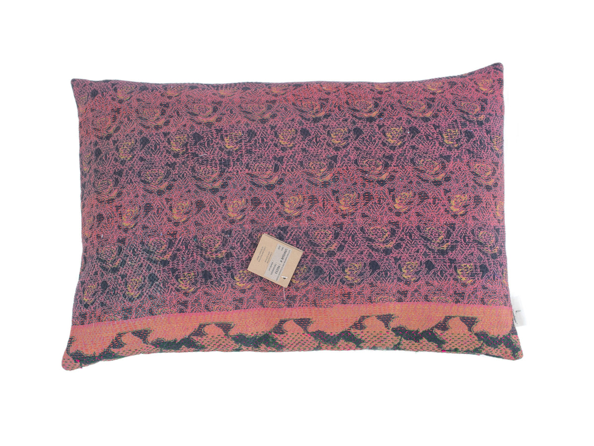 Sari-Kissenbezug 60x40 mit beigem Grundton, farbenfrohen Bohemian/Boho-Mustern und Vintage-indisch-orientalischem Design in Rot-, Gold- und Dunkelblautönen (einzigartiges Sari-Kissen)