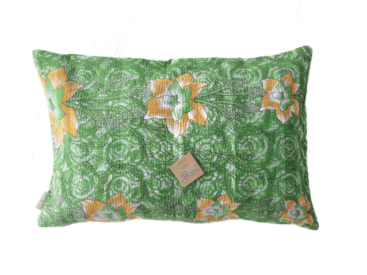 Unique Indian sari pillowcase 60x40 in white and red with colorful floral and patchwork patterns, vintage boho sari pillow for oriental and ethnic home decor