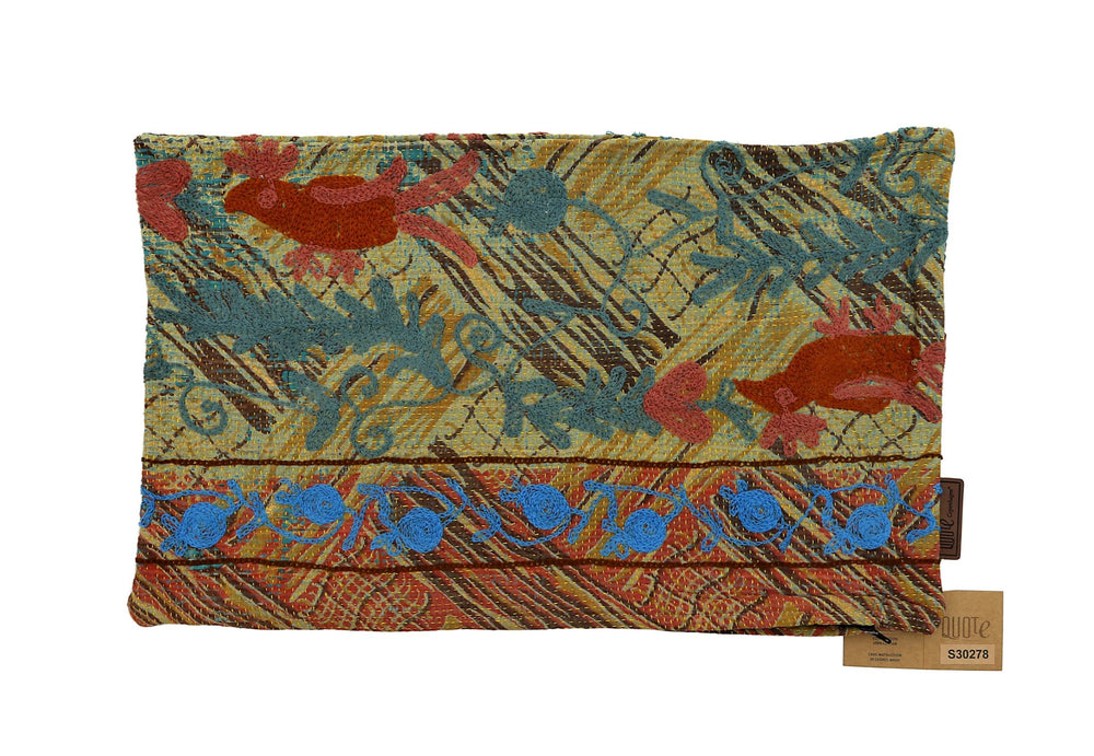 Einzigartiger Suzani-Kissenbezug (30 x 50 cm) mit farbenfroher orientalischer Stickerei in Türkis, Blau, Gelb und Rostrot sowie einem Boho-Vintage-Muster, ähnlich einem Sari-Kissen.