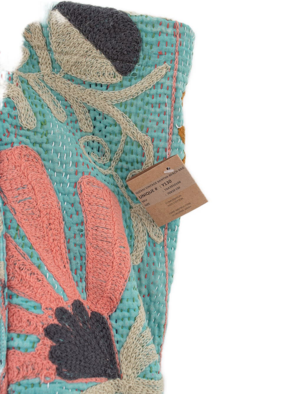 Suzani Vintage Beach dahinter