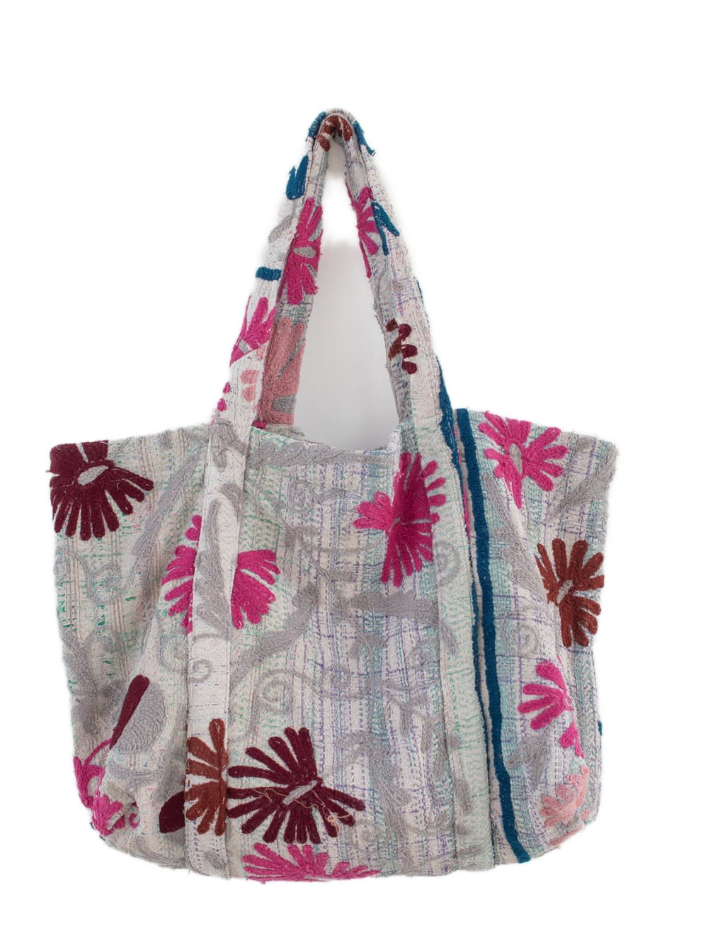 Suzani Vintage Beach dahinter