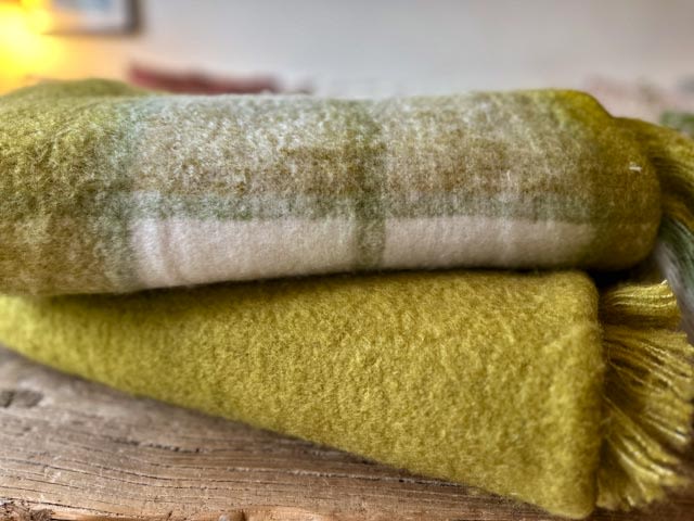 Olivgrünes Winterplaid